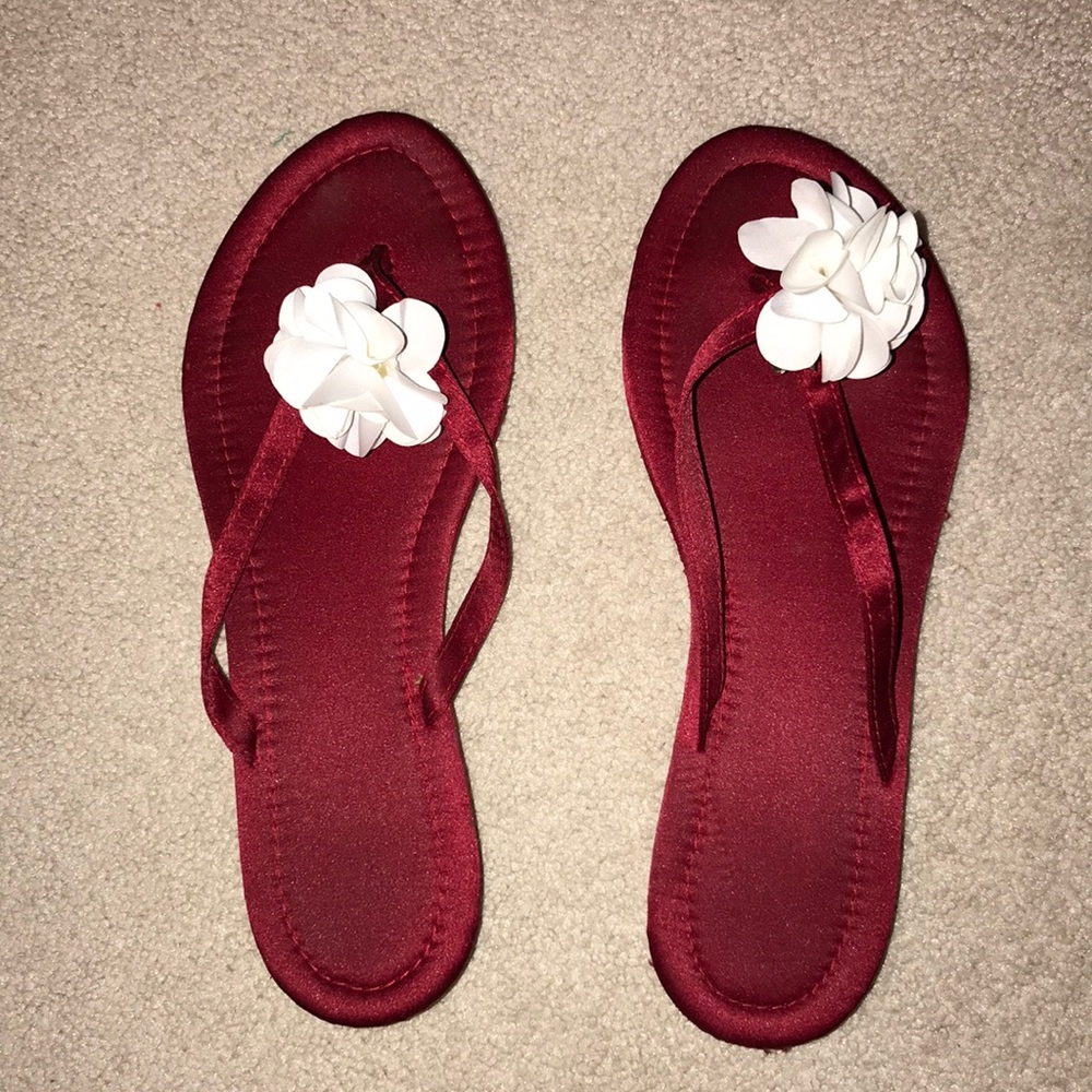 David’s Bridal Sandal - Picture 1 of 4